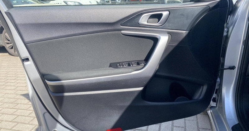 Kia Ceed cena 48900 przebieg: 70900, rok produkcji 2018 z Nowe Skalmierzyce małe 277
